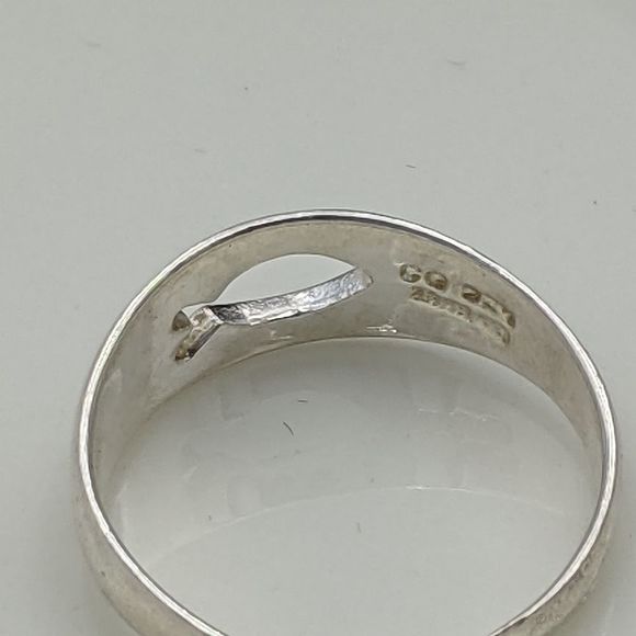 Sterling Silver 925 Fish Christian Ring Sz 5.5 - Picture 5 of 9